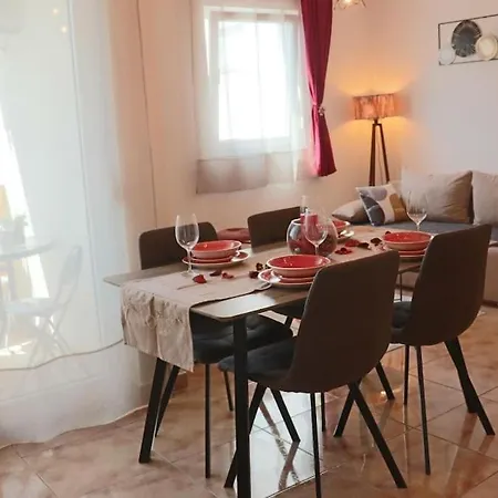 Apartments Kikaso - Near Mall Of Split, Free Parking Esterno foto