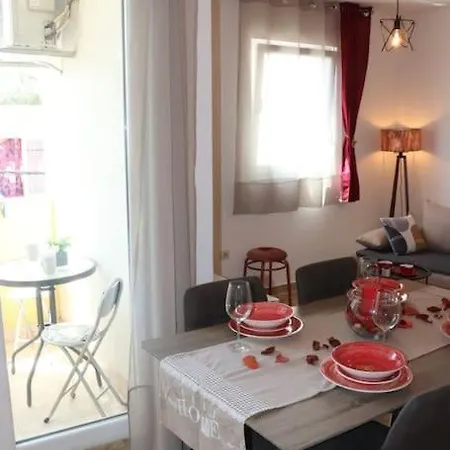 Apartments Kikaso - Near Mall Of Split, Free Parking Esterno foto