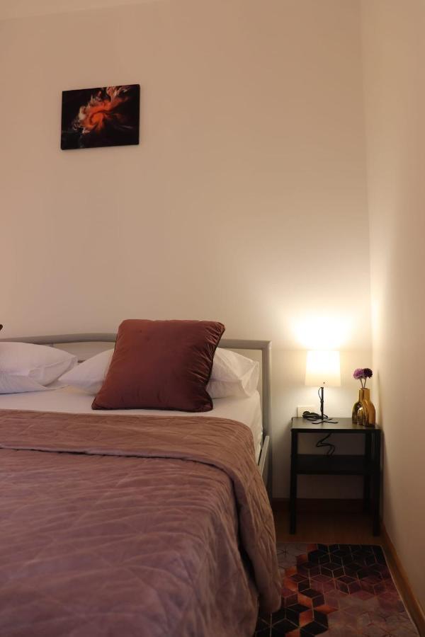 Kikaso - Near Mall Of Split, Free Parking