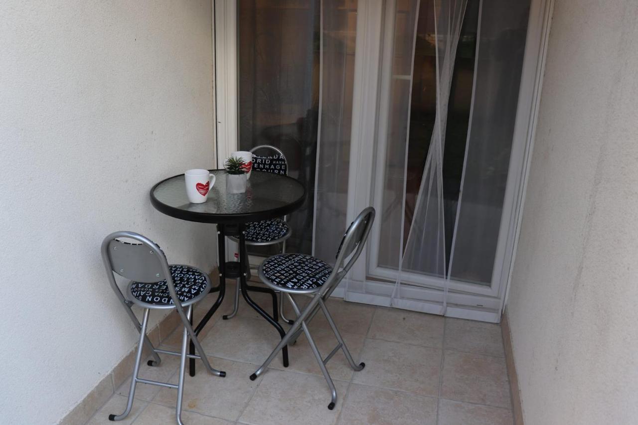 Kikaso - Near Mall Of Split, Free Parking Split