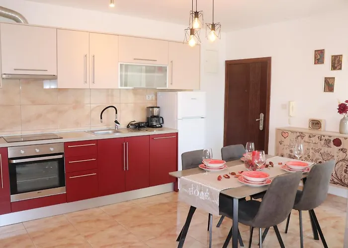 Apartments Kikaso - Near Mall Of Split, Free Parking